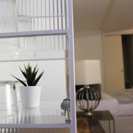 Naviglio81 Bed and Breakfast Μιλάνο